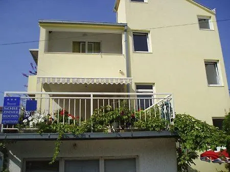 Igor Apartment